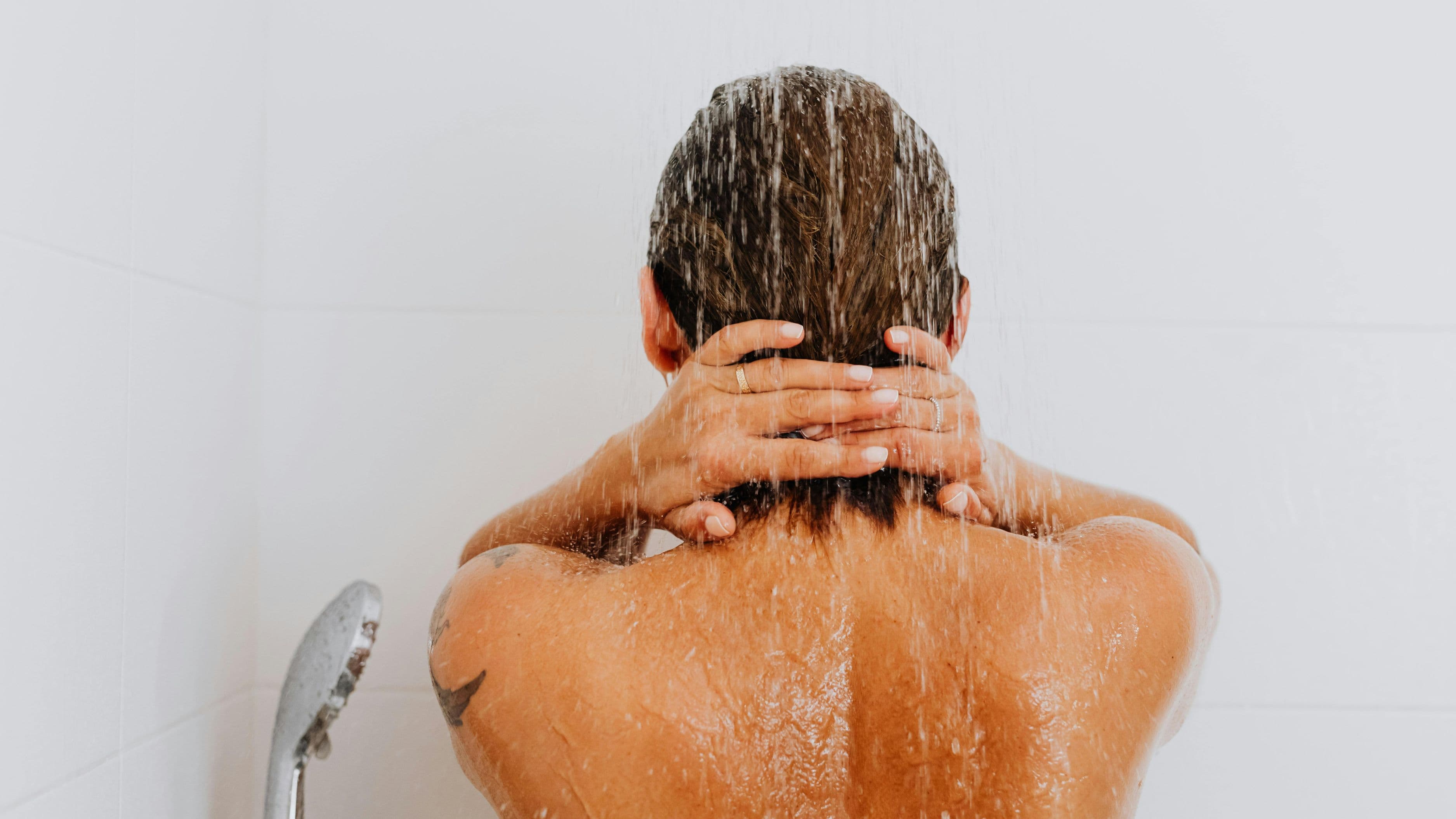 Why Homeowners Are Ditching Bathtubs for Walk-In Showers (the Numbers Will Shock You)
