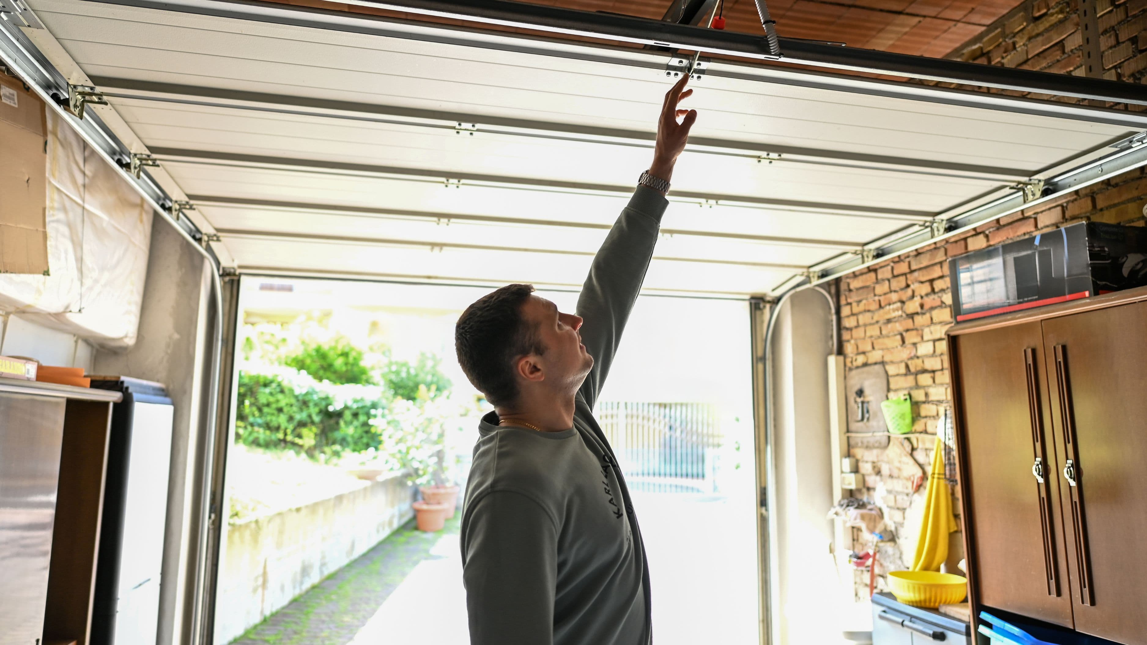 How to Convert Your Garage Into a Livable Adu
