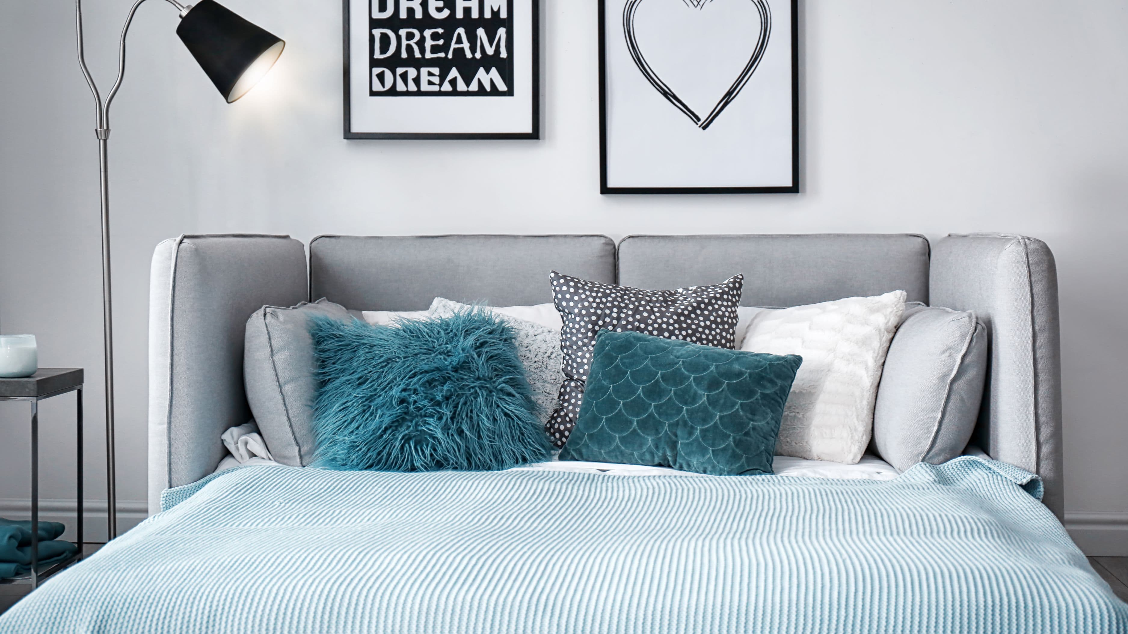Wall Bed VS. Studio Sofa Bed: Which Actually Sleeps Better?